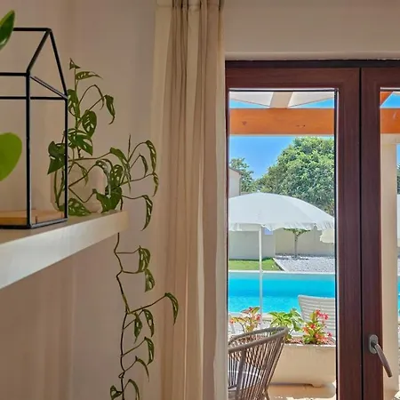 Casa Dora