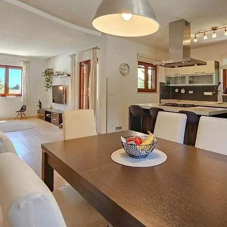 Villa Casa Dora Buzinija
